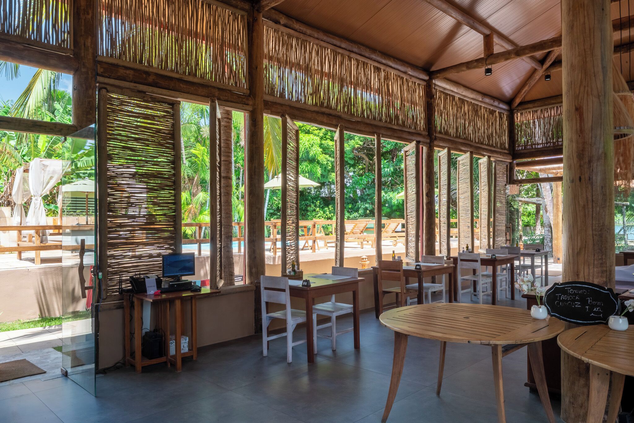 Se sirven desayunos y almuerzos