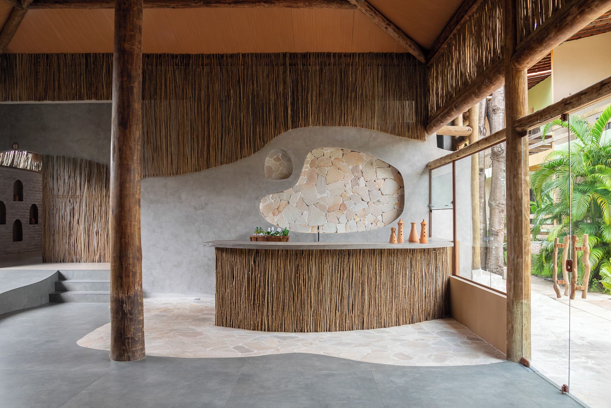 Bar junto a la piscina