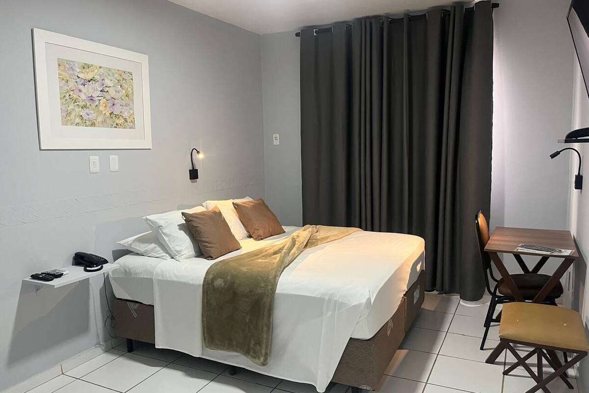 1 bedroom, minibar, desk, free WiFi