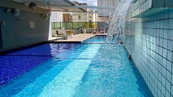 Indoor pool, pool loungers