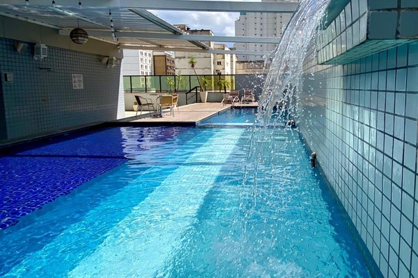Indoor pool, sun loungers