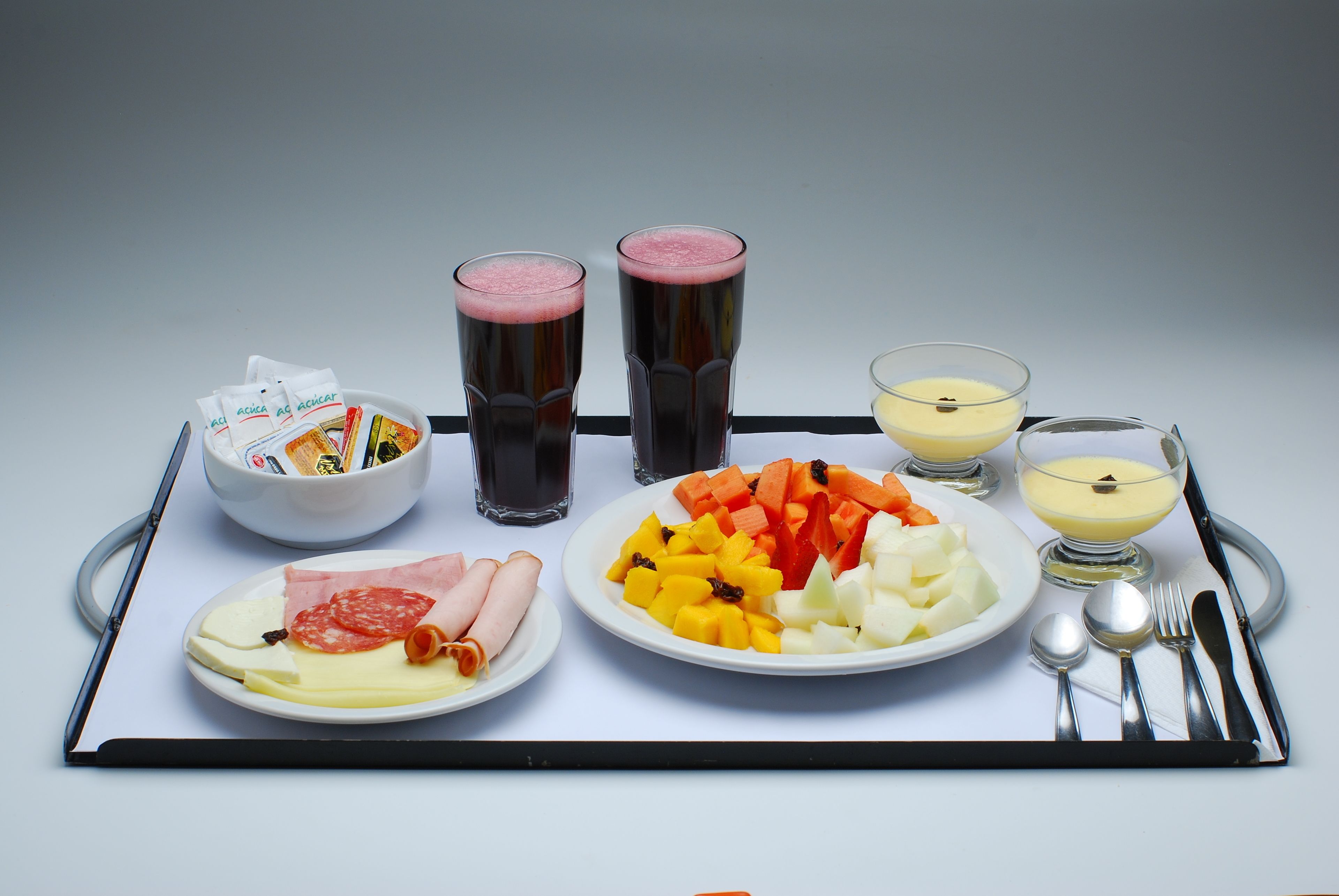 free daily cooked-to-order breakfast