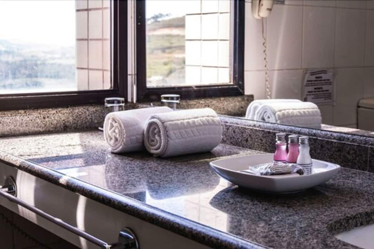 luxury apartment | bathroom sink