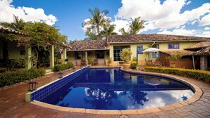 Outdoor pool - Villa Allegra (Tiradentes)