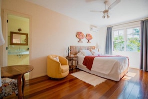 Minibar, in-room safe, blackout curtains, free WiFi - Villa Allegra (Tiradentes)