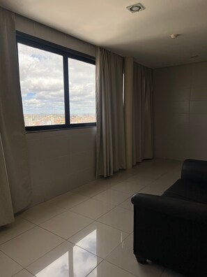 Televisión LCD 32 pulgadas con canales de televisión por cable