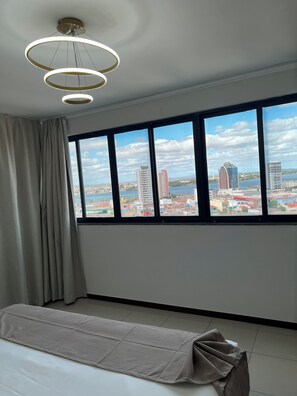 Elite Room | Individually decorated, desk, blackout curtains, iron/ironing board - Águas Palace Hotel (Petrolina)