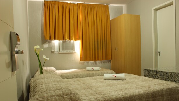 Room - Hotel Saveiro (Recife)