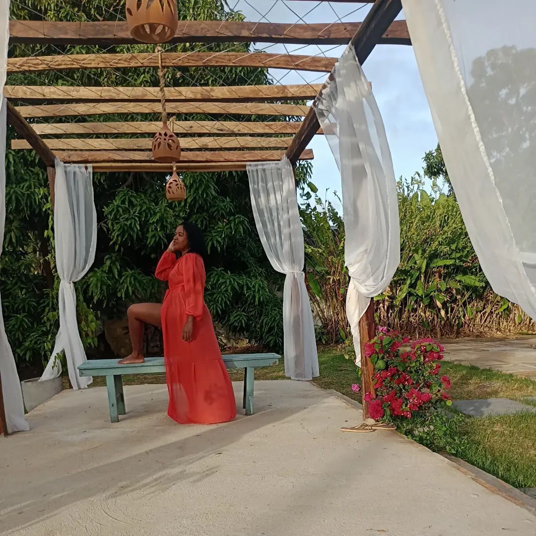 4 piscinas al aire libre, camas de piscina gratis