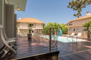 Suite Luxo Tripla | Vistas del balcón