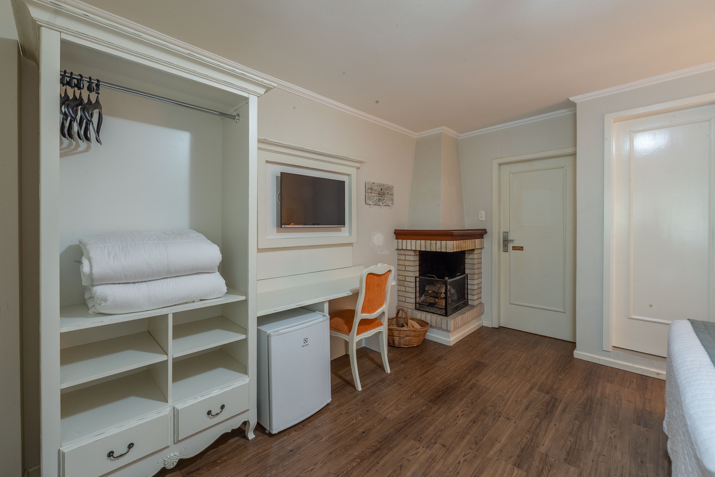 superior triple room | 1 bedroom, minibar, individually furnished, blackout curtains