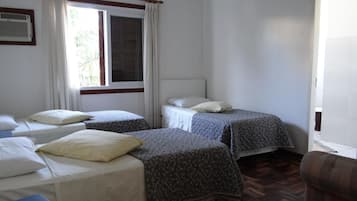 Chambres insonorisées, Wi-Fi gratuit, draps fournis