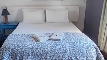 Double or Twin Room | Soundproofing, free WiFi, bed sheets