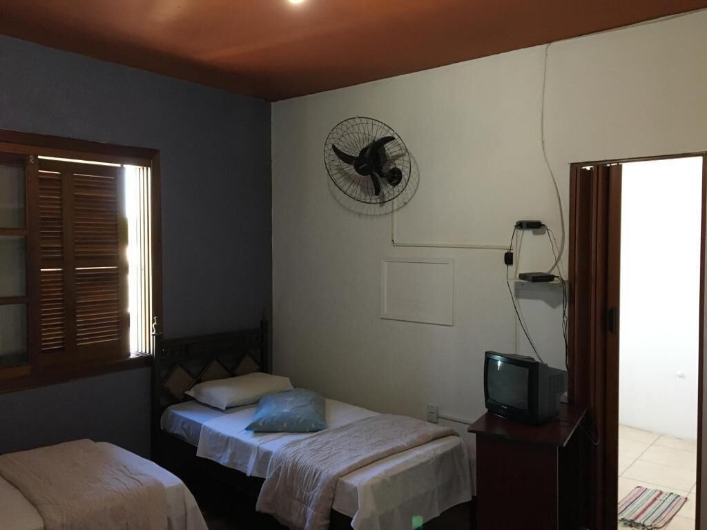 soundproofing, free wifi, bed sheets