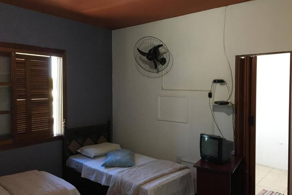 soundproofing, free wifi, bed sheets