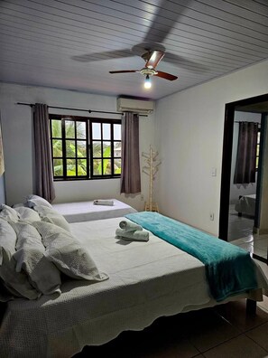 Room - Pousada Recanto das Emerências (ARMACAO DOS BUZIOS)