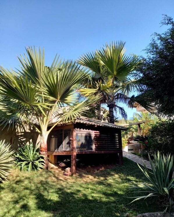 Property grounds - Pousada Recanto das Emerências (ARMACAO DOS BUZIOS)