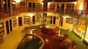 Outdoor pool, pool loungers