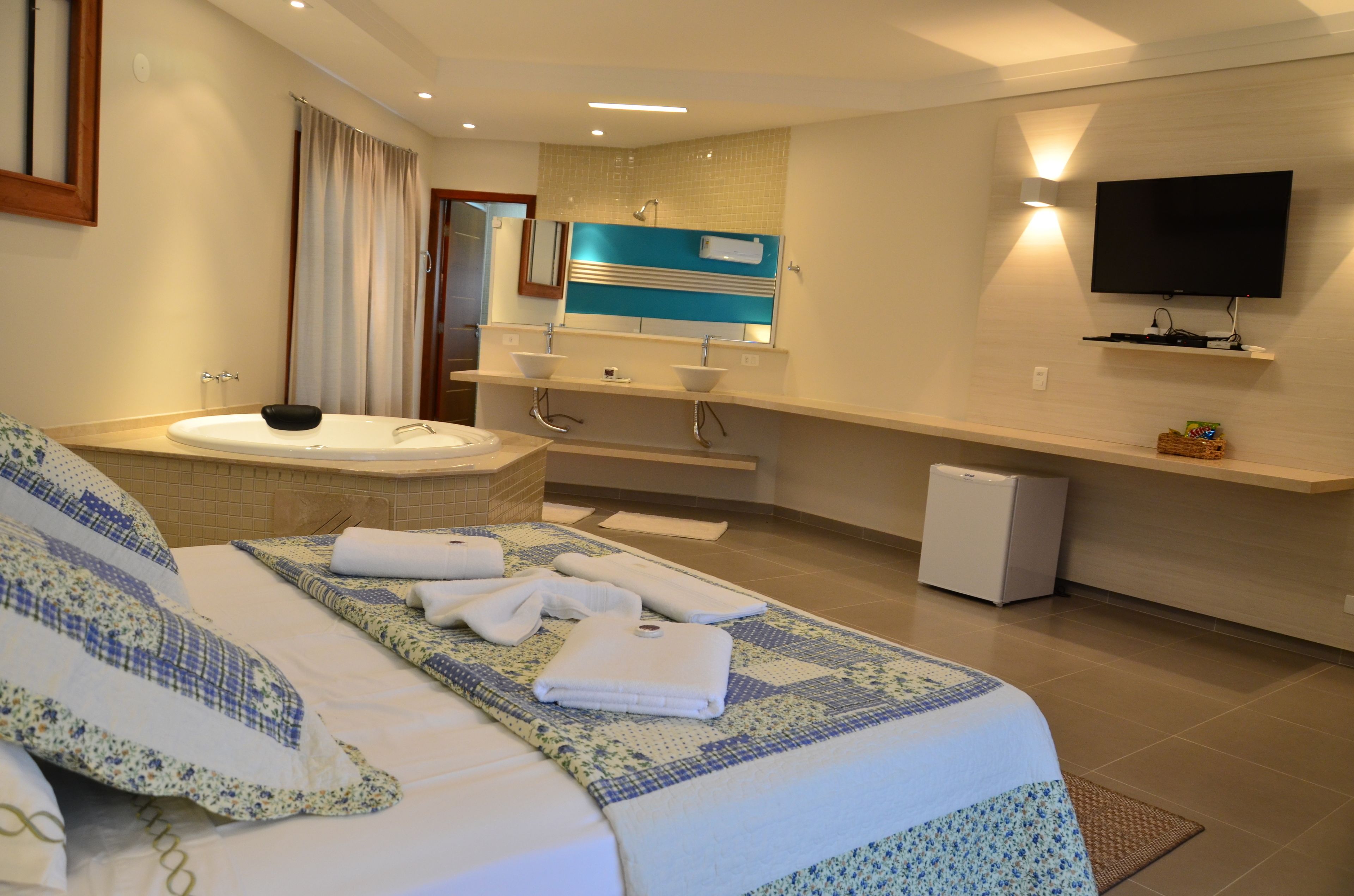 Departamento Deluxe, hidromasaje | Minibar, decoración personalizada y muebles diferentes 