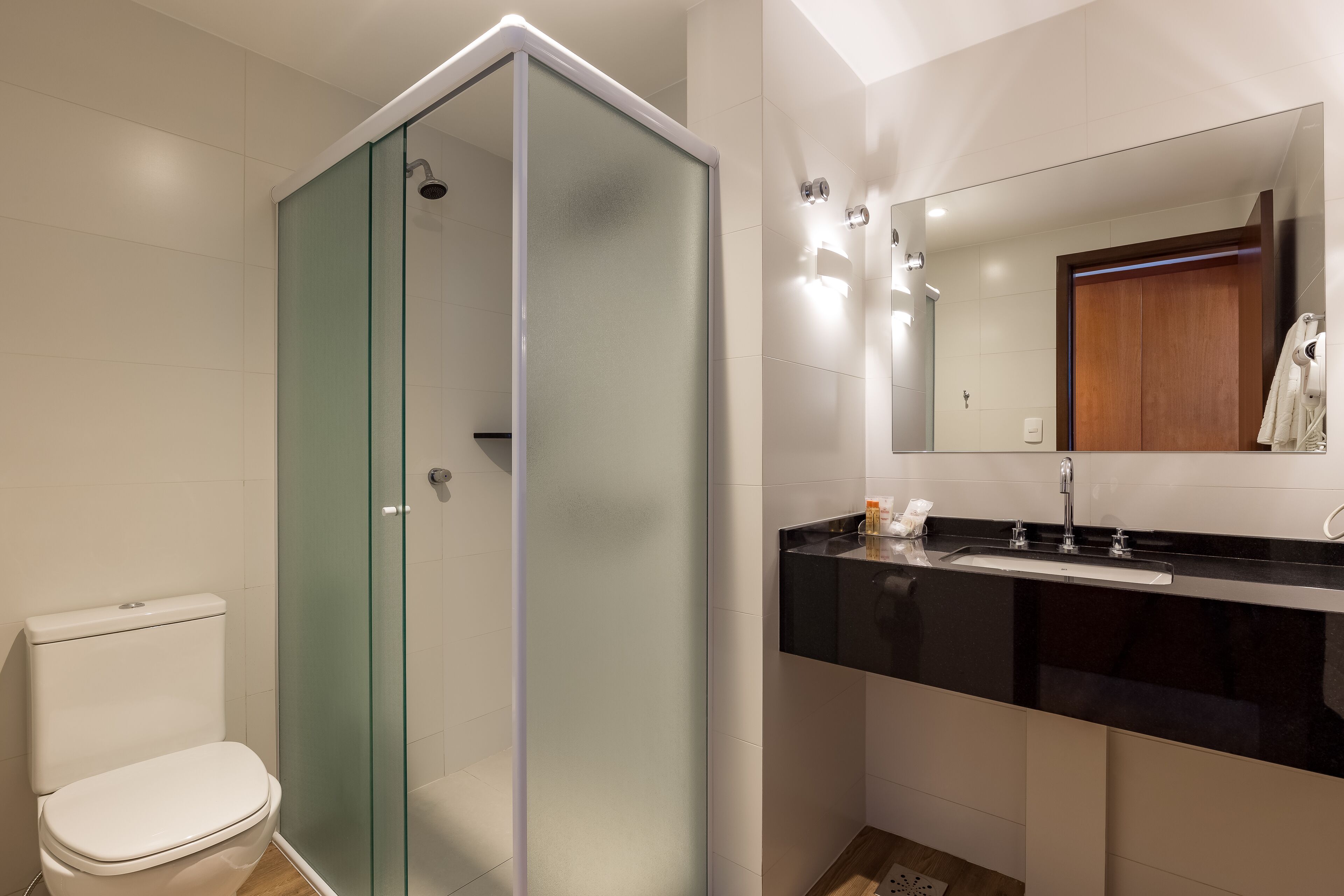 shower, free toiletries, hair dryer, towels