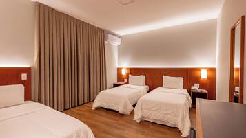 Minibar, bureau, rideaux occultants, Wi-Fi gratuit