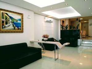 Lobby - Golden Hotel (Chapecä)