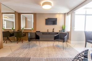 Suite | Living area | LED TV