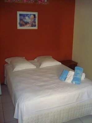 Double Room | Free WiFi