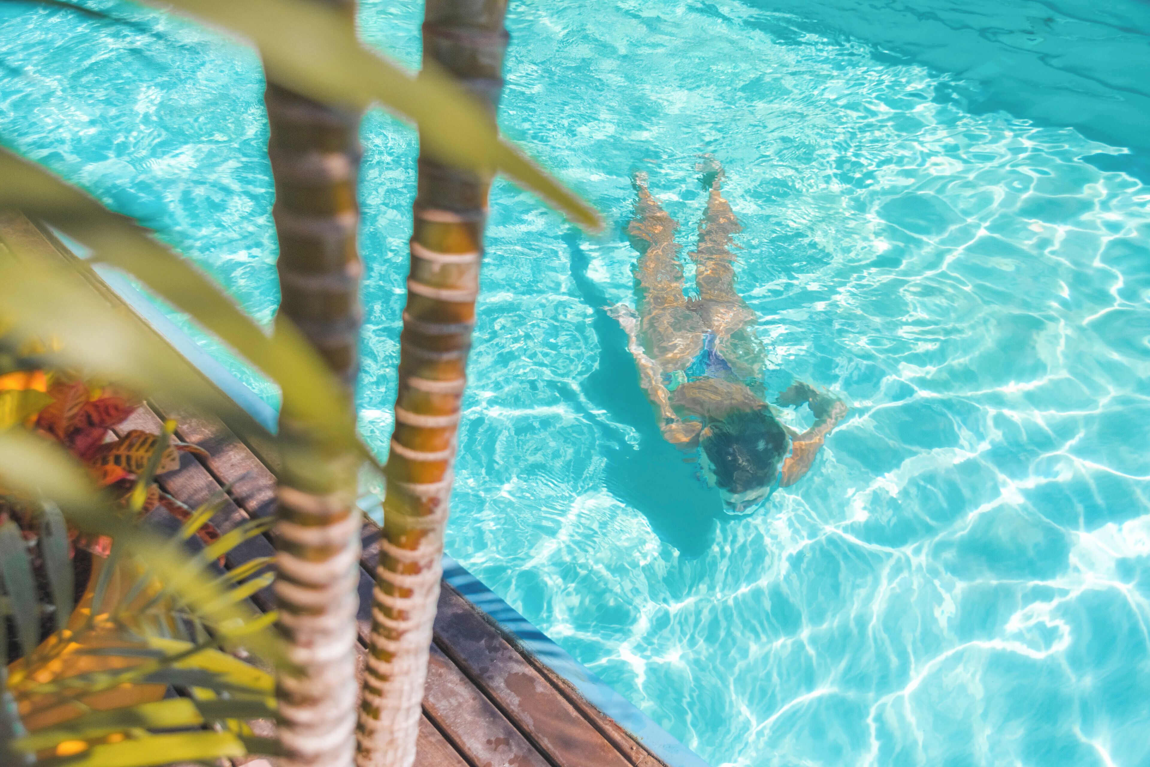 outdoor pool, pool loungers