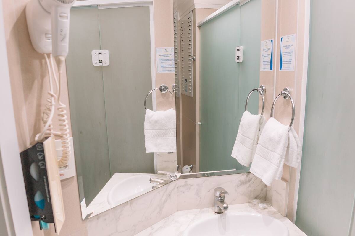 vista br luxury apartment | 1 bedroom, minibar, in-room safe, desk