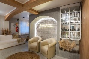 Banheira de hidromassagem, fontes termais/minerais