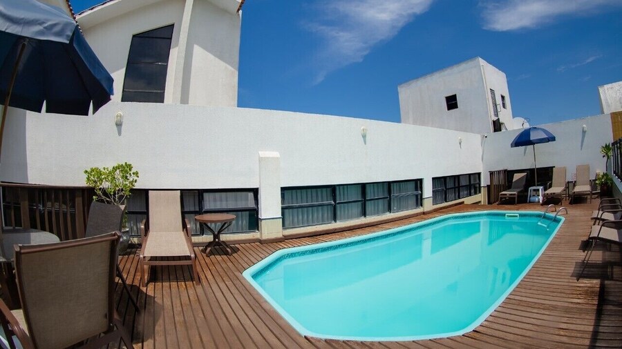 Flipper Hotel