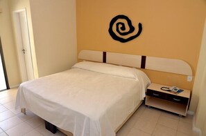 Blackout drapes, free WiFi, bed sheets, wheelchair access - San Manuel Praia Hotel (Aracaju)