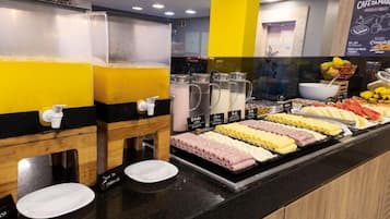 Desayuno completo incluido todos los días