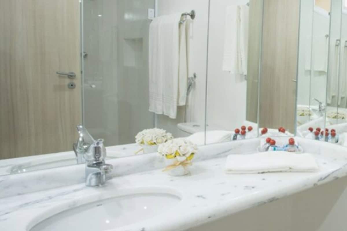 Standard Oda | Banyo lavabosu