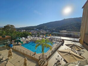 Outdoor pool - Hotel Zanon (Aguas de Lindoia)