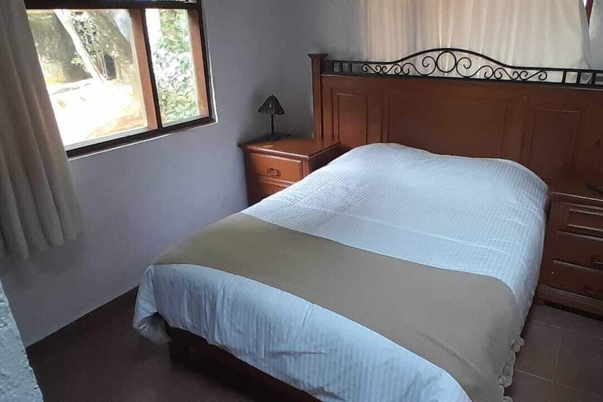 Apartment | Hochwertige Bettwaren, Bügeleisen/Bügelbrett, kostenloses WLAN