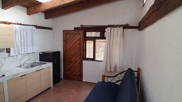 Departamento | Área de sala de estar | Televisión de pantalla plana, chimenea, Netflix y películas con cargo
