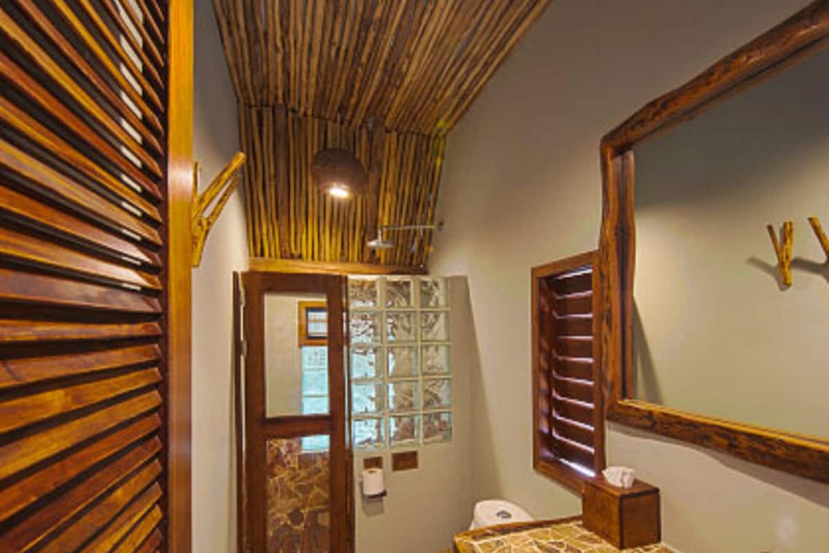 junior suite garden view top level | bathroom | shower, rainfall showerhead, free toiletries, hair dryer