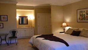 Superior Suite, 1 King Bed, Fireplace | Free WiFi