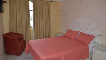 Double Room | Free rollaway beds, free WiFi