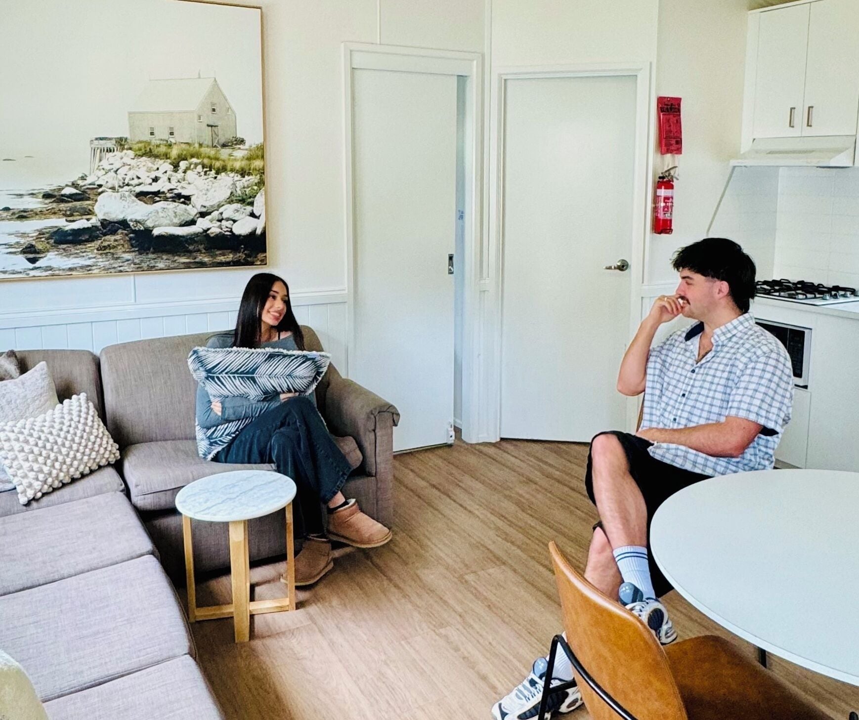 Cabane Deluxe, 2 chambres | Coin séjour | Télévision à écran plat, table de tennis de table