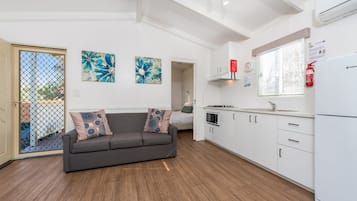 奢华小屋, 庭院 | 1 多间卧室、免费 WiFi、床单