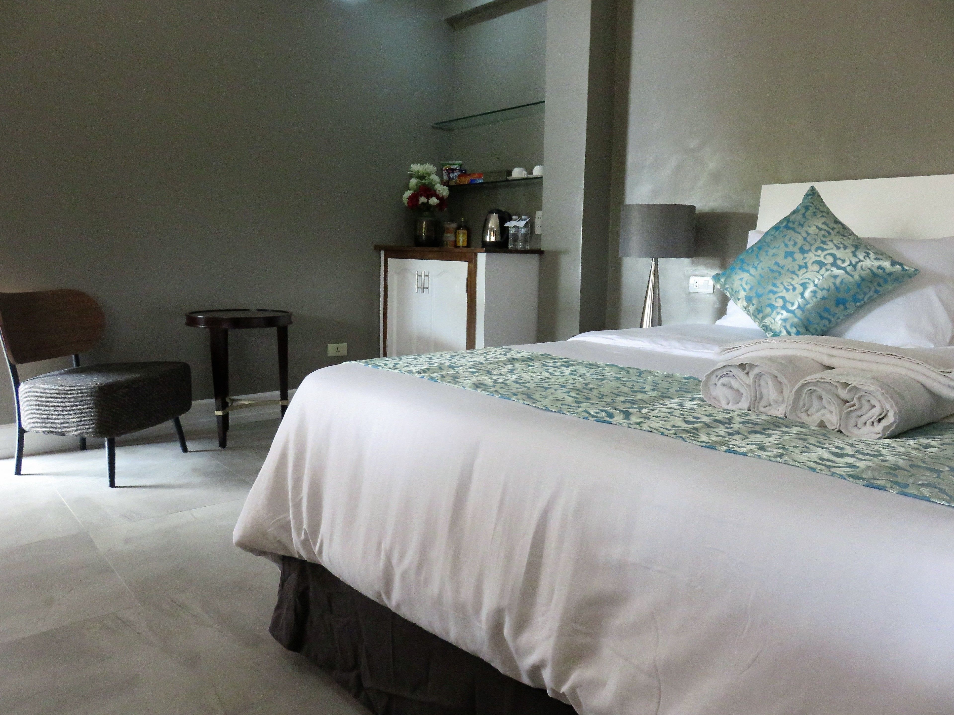 deluxe double room, resort view | desk, laptop workspace, free wifi, bed sheets