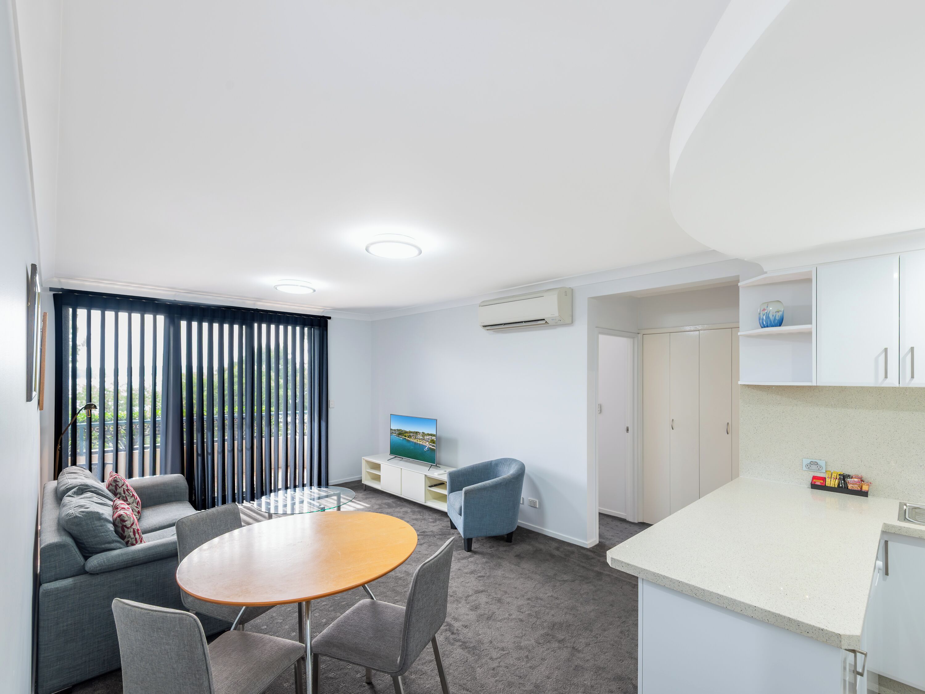 1 bedroom, premium bedding, pillow-top beds, desk