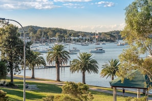 Two Bedroom Lakeview Apartment | Lake view - The Brighton Apartments (Toronto)