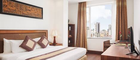 Superior Double Room, City View | In-room safe, desk, laptop workspace