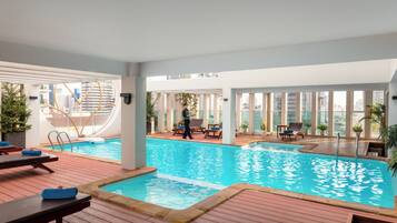 Rooftop pool