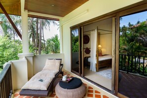 Villa – deluxe, 2 soverom, kjøkken, ved basseng | Balkong
