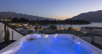 Shotover Penthouse & Spa by Staysouth